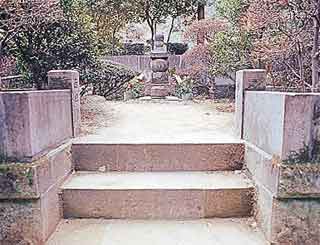 西田幾多郎の墓