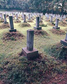金沢の軍人墓地の墓